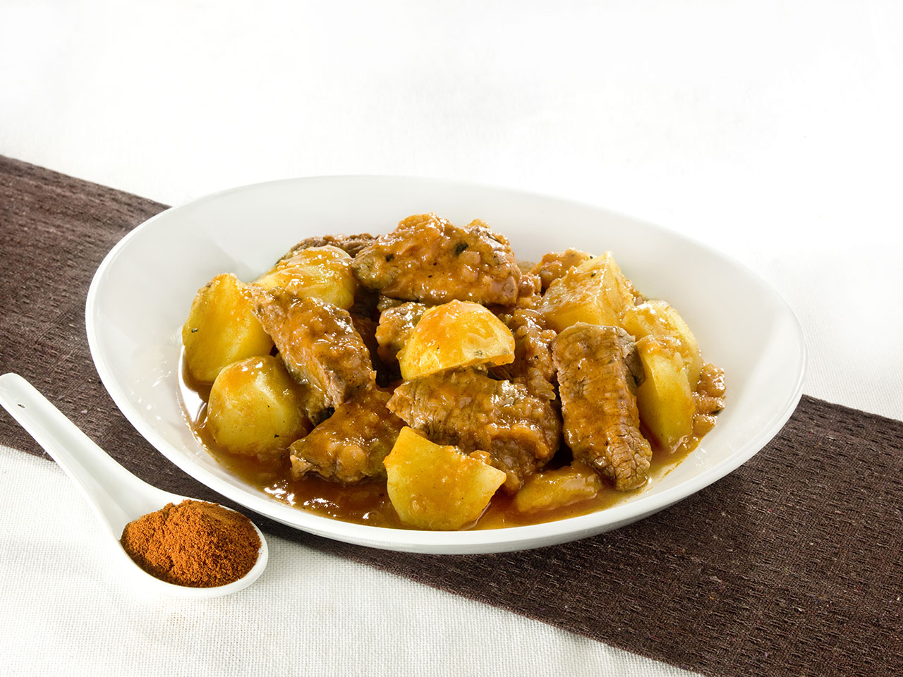 Goulash - Ricetta - Cannamela