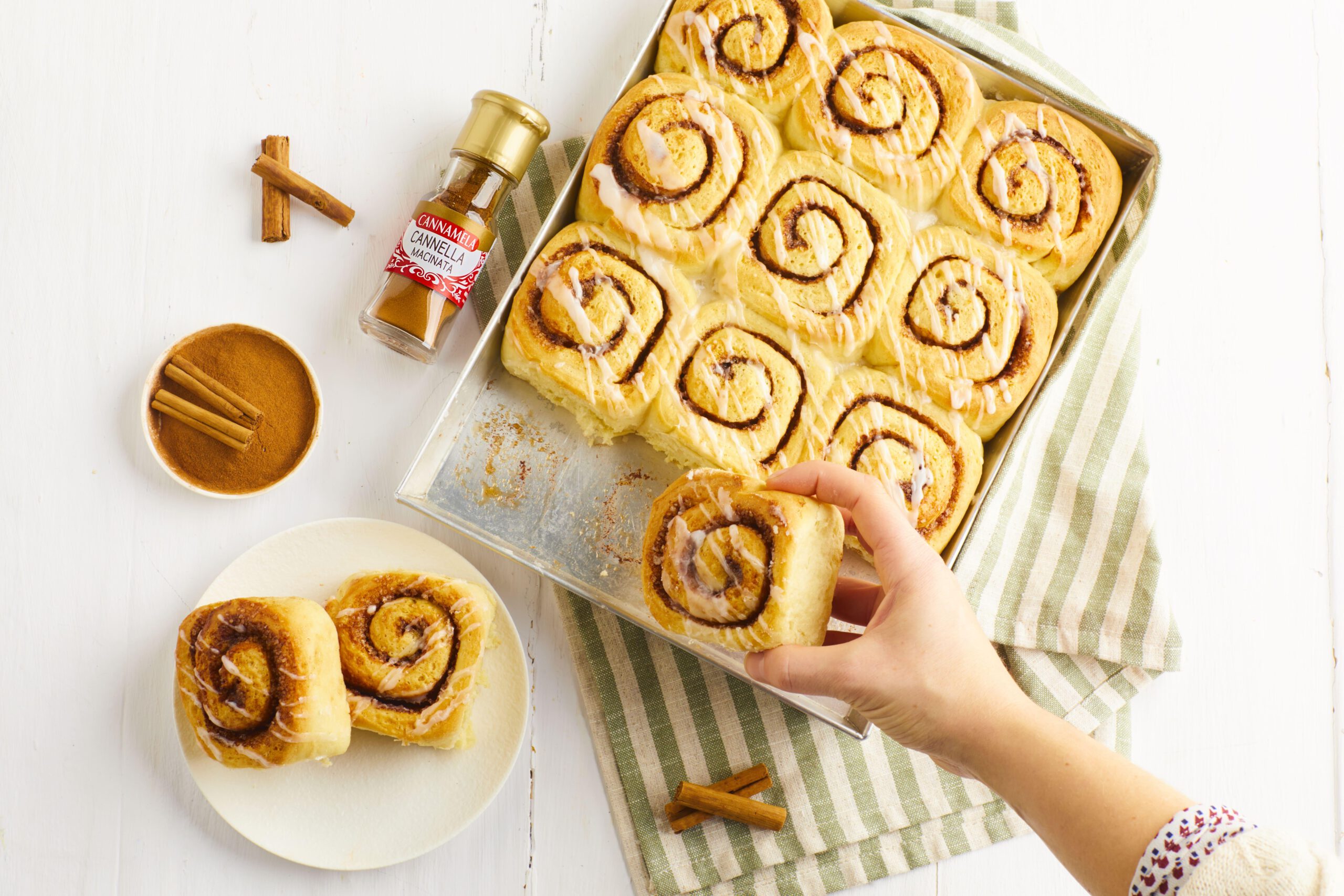 Cinnamon Rolls - Ricetta - Cannamela